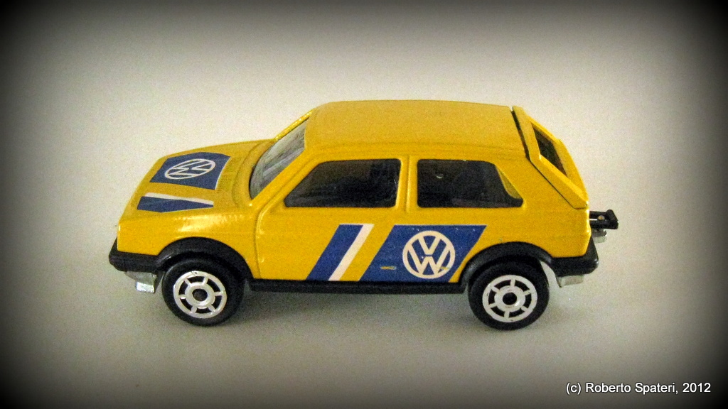 Majorette Volkswagen Golf II GTI 16 S (n.235)
